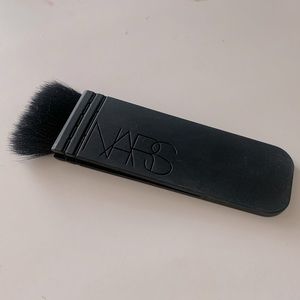 NWOT Nars Ita Kabuki Brush